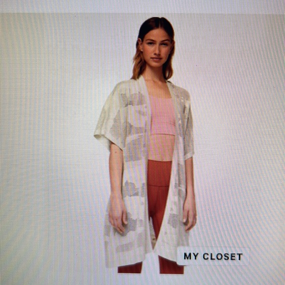 Lululemon Wrap OS - Picture 4 of 4